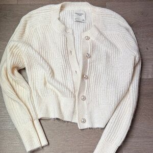 Abercrombie & Fitch Cream Cardigan Sweater